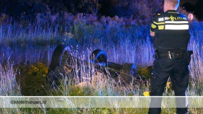auto over de kop Gasselternijveen