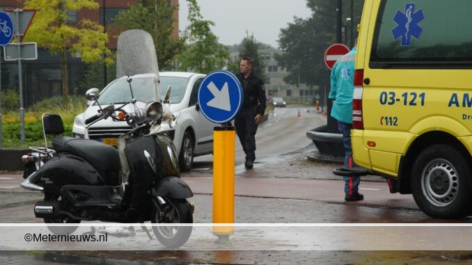 ongeval scooter auto Assen00
