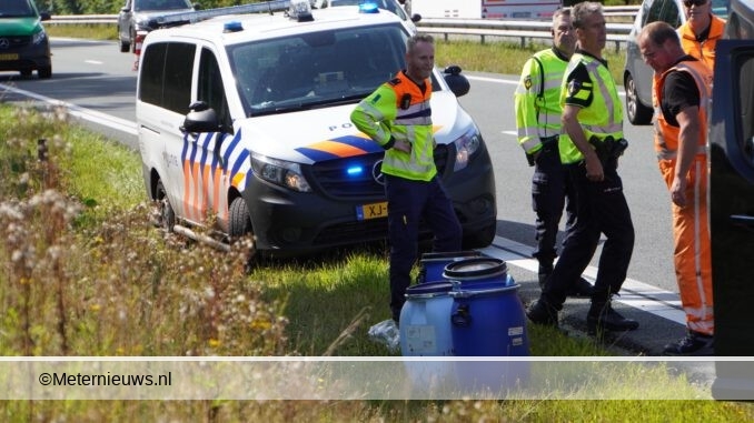 vaten langs de N33 Gieten