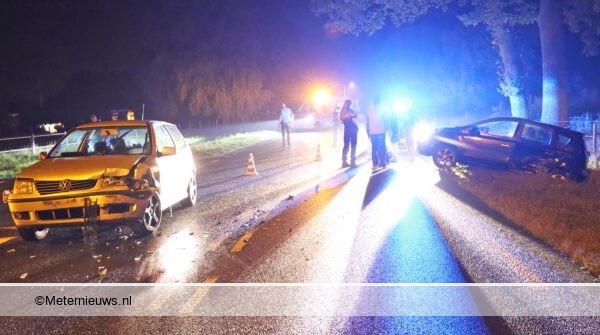 Auto's botsen op N376 Erm #Erm - Bij een aanrijding op de.