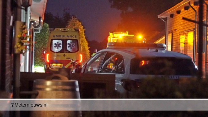 Jongen onder auto in Staphorst