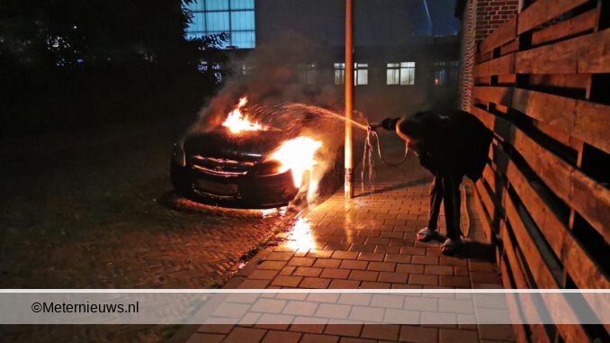 autobrand brandstichting Hoogeveen1
