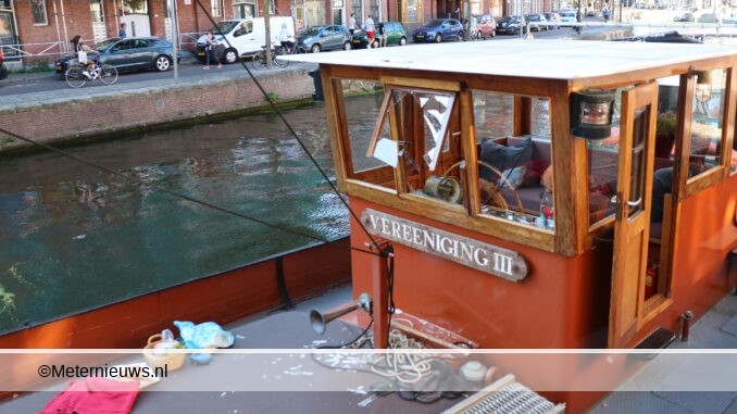schipper trek inbreker door raam naar buiten Groningen