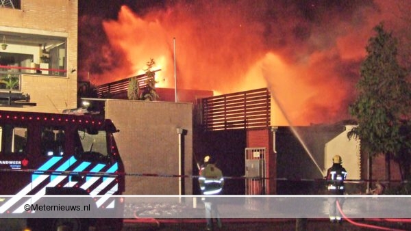 Grote brand centrum Veendam (84)