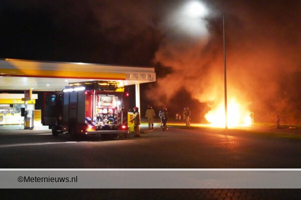 autobrand bij tankstation A28 bij Groningse Haren4