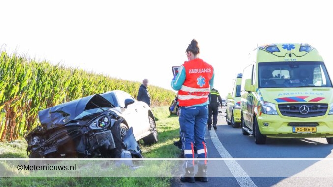 meerdere autos ongeval gewonden n34 ErmEmmen