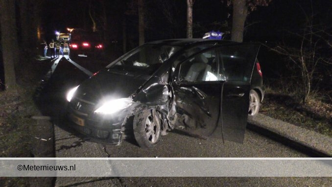 ongeval auto tractor Grootegast