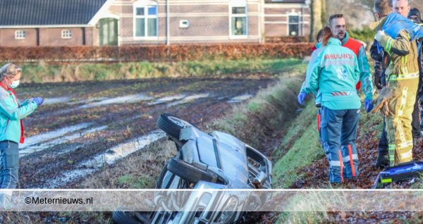 Twee mannen overleden na ongeval in Erica. Twee mannen overleden na ongeval in Erica.