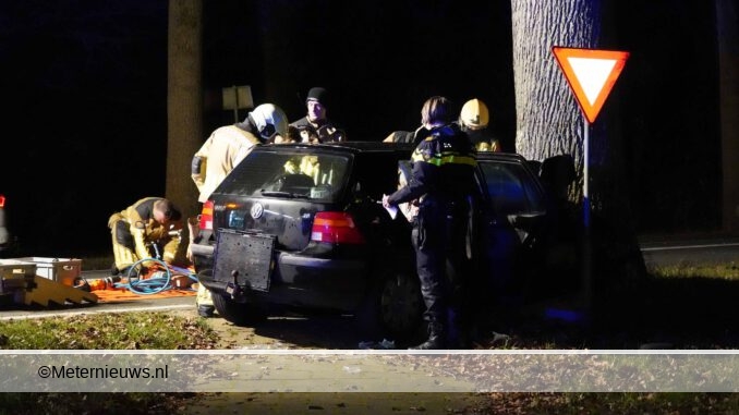 auto boom hammerweg Ommen