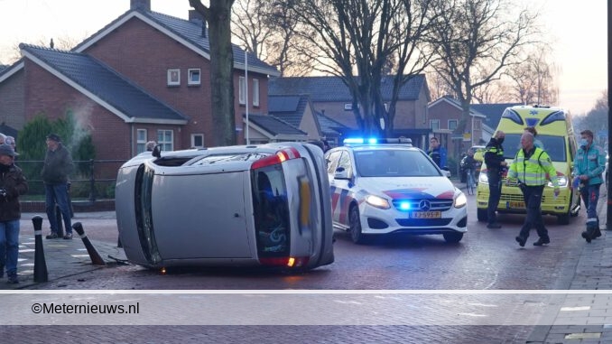 auto op de kant in Nijeveen0