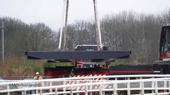 plaatsing fietsbrug marsdijk Assen4