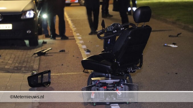 Duitse auto rijdt door na botsing op scootmobieler in Drentse Em
