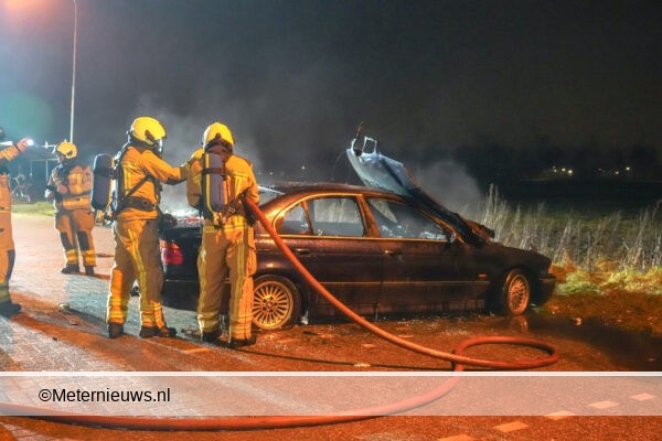 auto in brand brandstichting Annen2