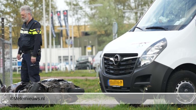 scooterrijdergewondbotsingbusjeAssen