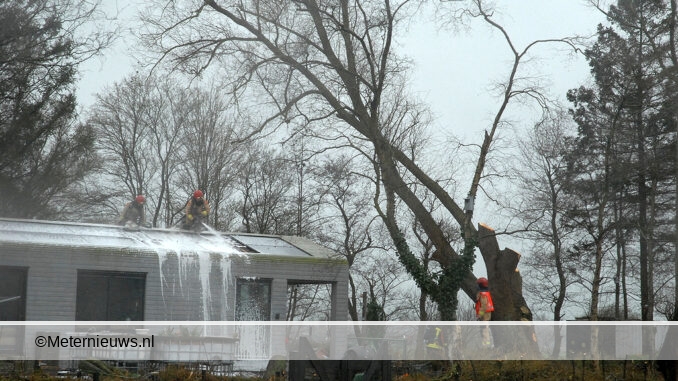 tinyhouse in brand Jonkersvaart