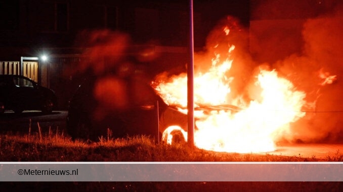 auto in ;lichter laaie in Coevorden