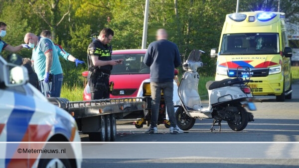 Twee gewonden na scooterongeval in Assen.
