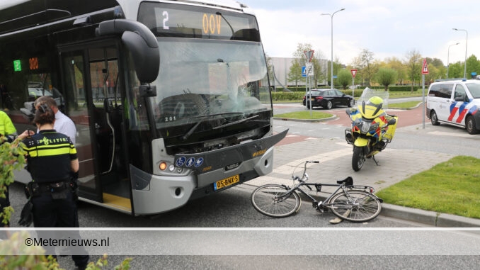 bus contra fiester in Groningen