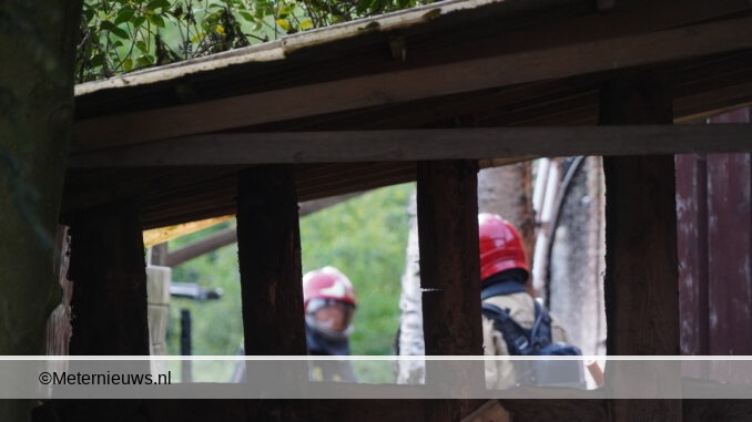 schuur in brand Valthermond