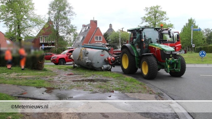 watertank op de kant haren