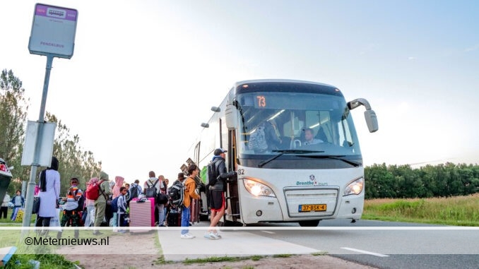 Asielzoekers uit vertrekcentrum gehaald in Ter Apel9