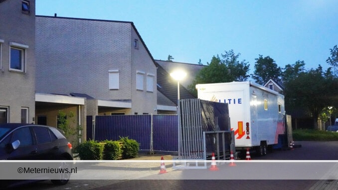 Twee aanhoudingen gewond kind in woning Ommen2