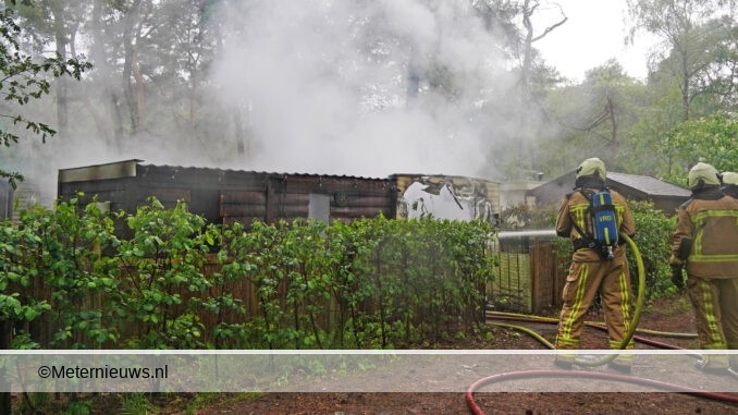 stacaravan in brand Zuidwodle