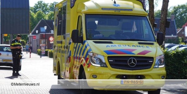 Vrouw aangereden in Eelde. Vrouw aangereden in Eelde.