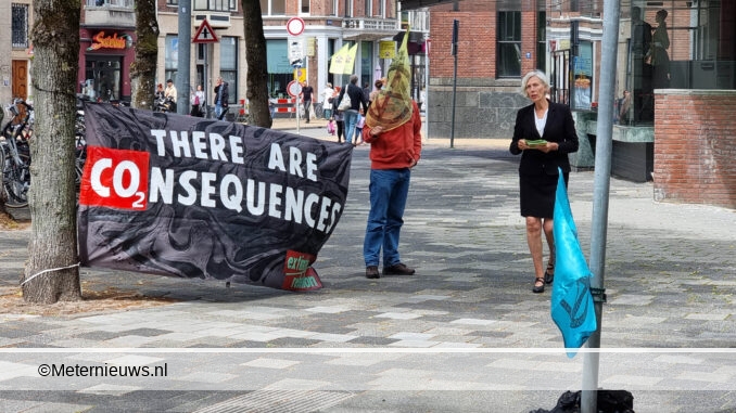 Extinction Rebellion bij ING groningen