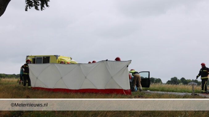 ongeval auto boom hoogezand