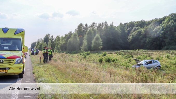 auto van de weg Roswinkel
