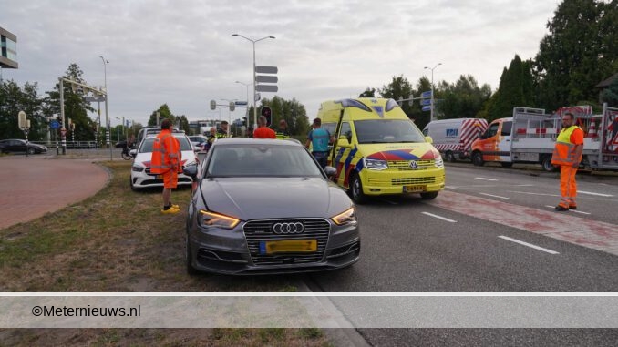 autos botsen in Meppel