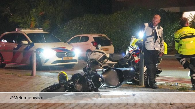 Motorrijder crasht na politieachtervolging Assen