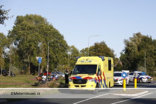 Fietser ernstig gewond na aanrijding Midwolde. Fietser ernstig gewond na aanrijding Midwolde.