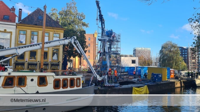 Man 2,5 uur bekneld in Groningen