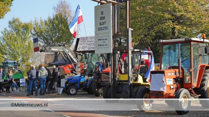 protesttegenkomstasielzoekersSchuinesloot4