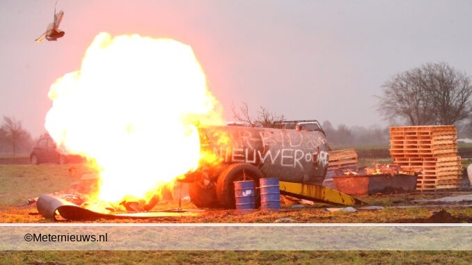 Carbid kanon in Drentse Nieuweroord