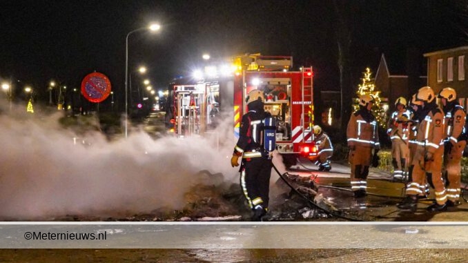 caravan in brand in Smilde