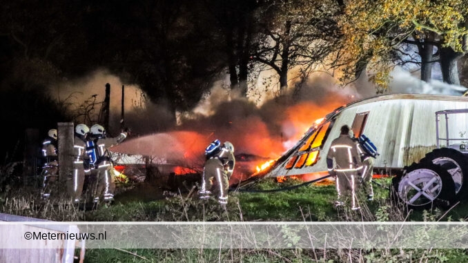 carvan afgebrand in Schoonebeek2