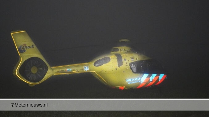 trauma heli strand door de mist in Bovensmilde