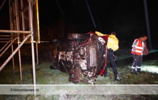 Twee ongevallen op de A28 bij Schiphorst door glad wegdek. Twee ongevallen op de A28 bij Schiphorst door glad wegdek.