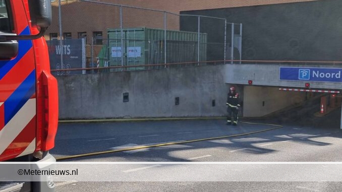 Brand in parkeergarage in Groningen
