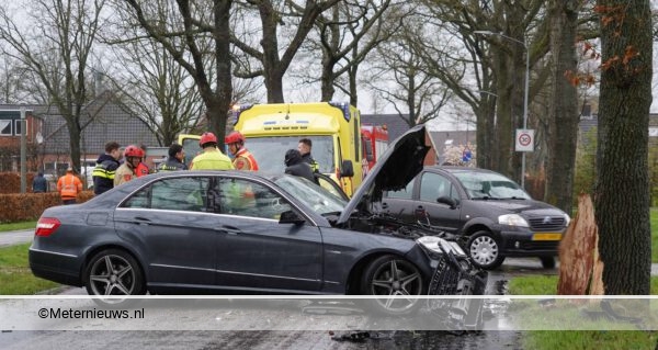 Ernstig ongeval in Nieuw Roden. Ernstig ongeval in Nieuw Roden.