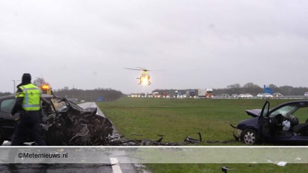 Frontale aanrijding Rogat Meppel. Frontale aanrijding Rogat Meppel.