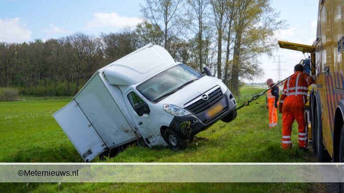 vrachtwagentje van de weg A37 Wachtum