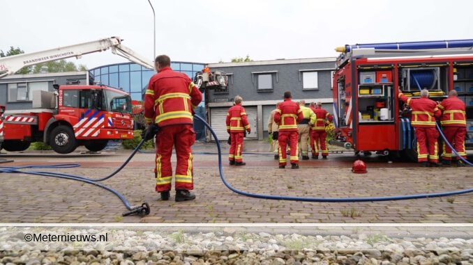 bedrijfsbrand in Wisnchoten