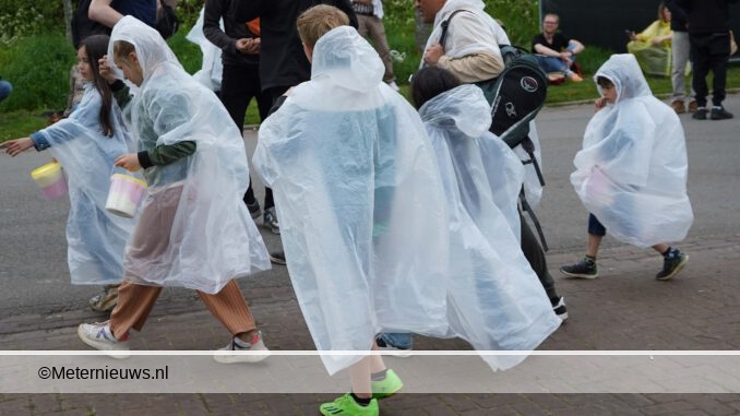 weer zat festvalgangersGroningenniet mee