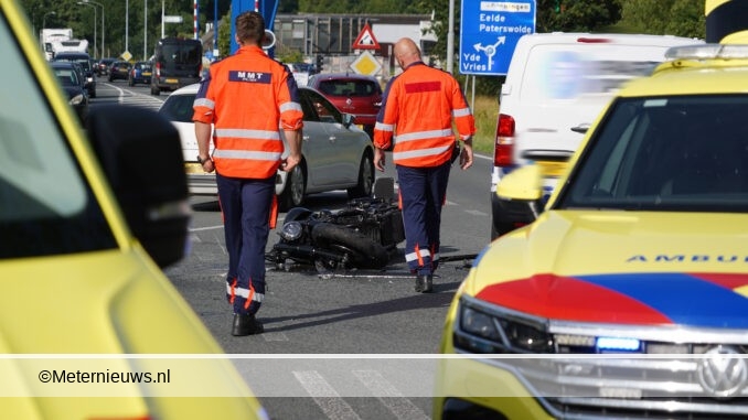 motor botst op busje De Punt