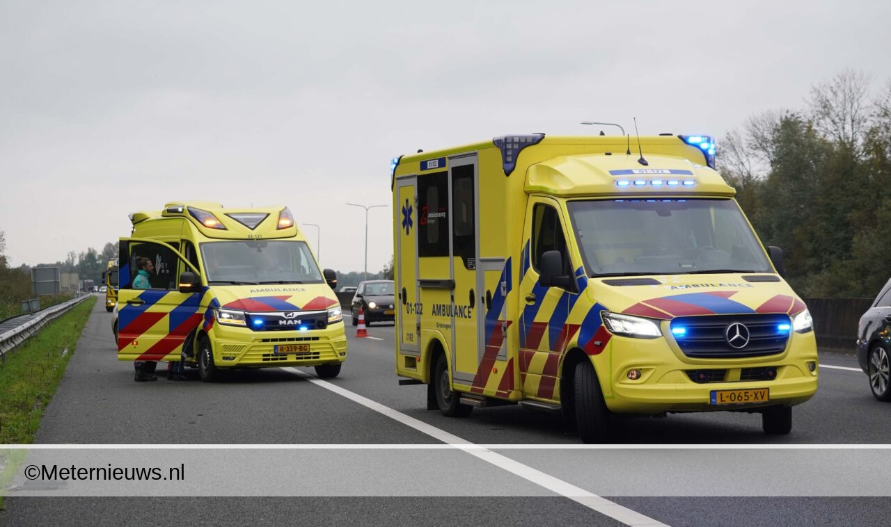 Drie auto’s betrokken bij ongeval A28 Eelde(Video. Drie auto’s betrokken bij ongeval A28 Eelde(Video.