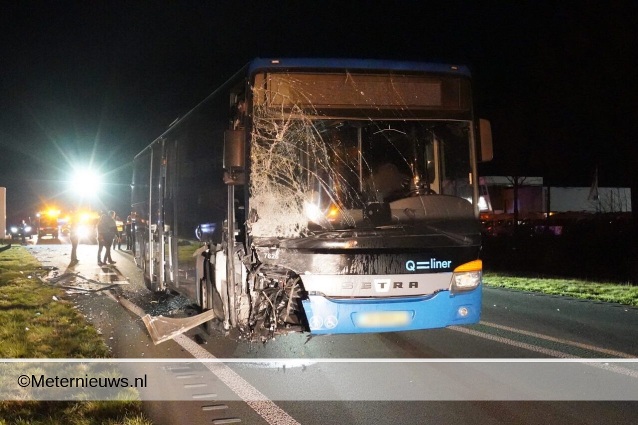Ernstig ongeval door spookrijdende automobilist op n34 Gieten. Ernstig ongeval door spookrijdende automobilist op n34 Gieten.